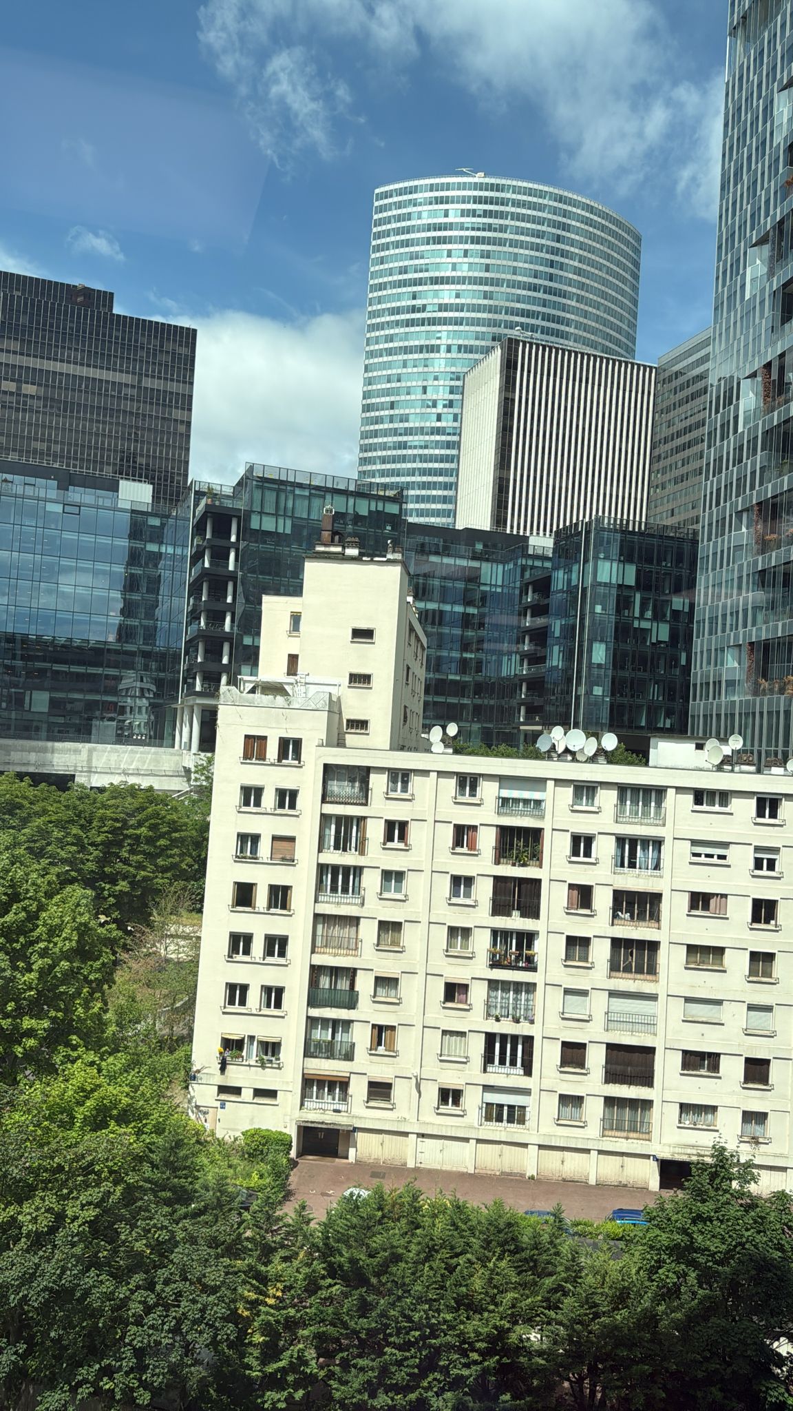 Profil de Rénald, 24 ans, annonces sex à Aguts