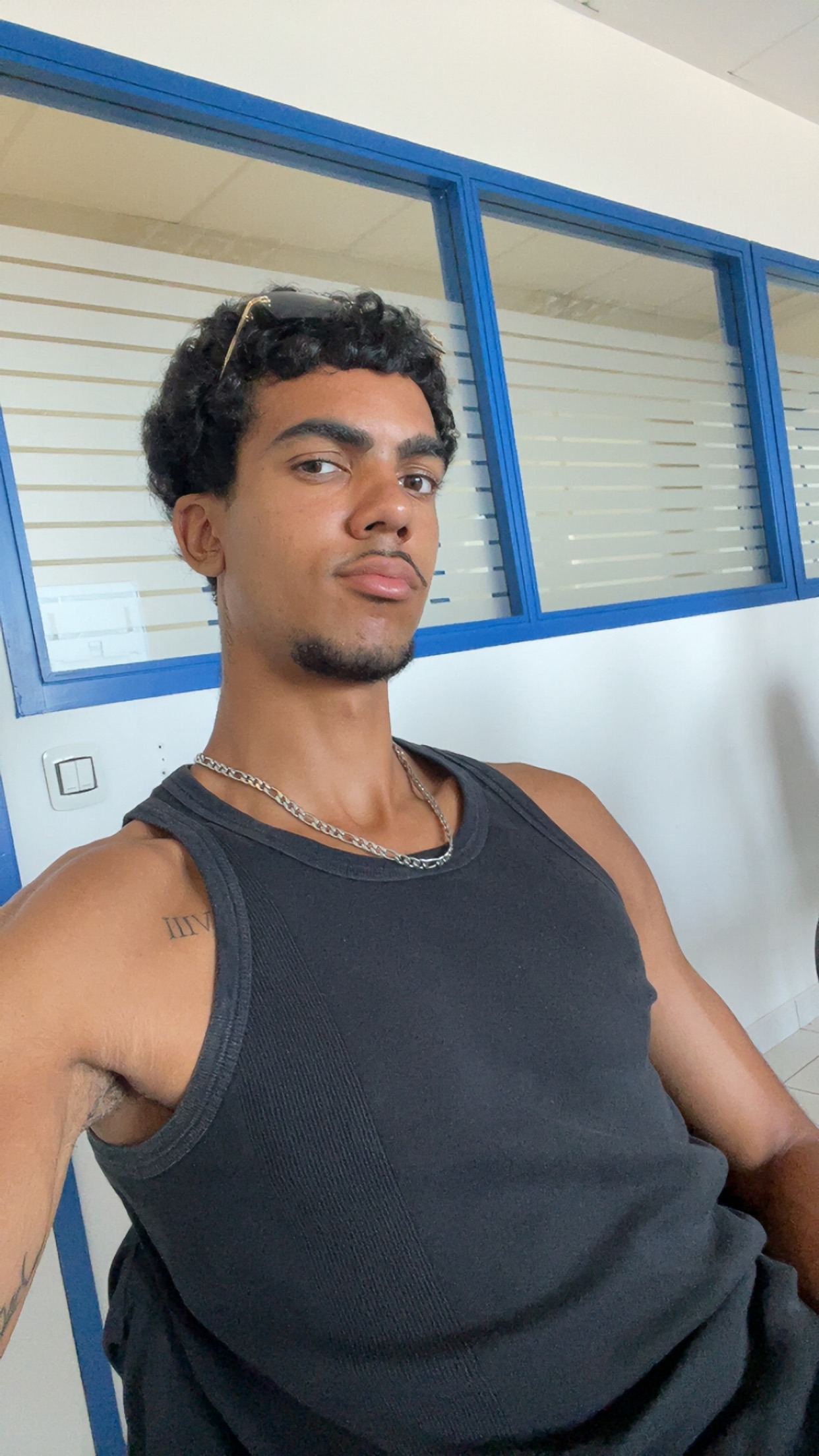 Profil de Gaston, 20 ans, annonces sex à Dives