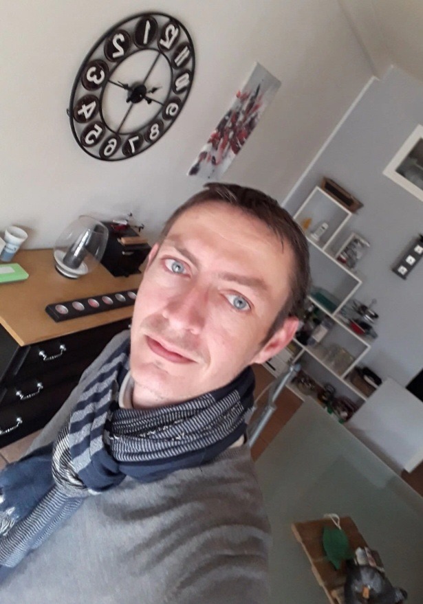 Profil de Elimane, 37 ans, annonces sex à Garons