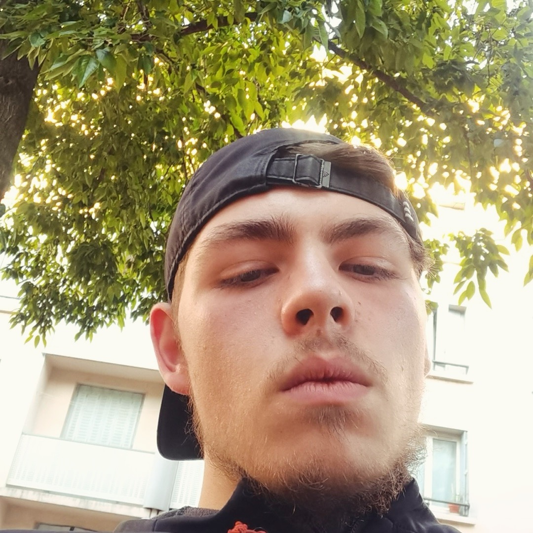Profil de Victorin, 20 ans, annonces sex à Innimond